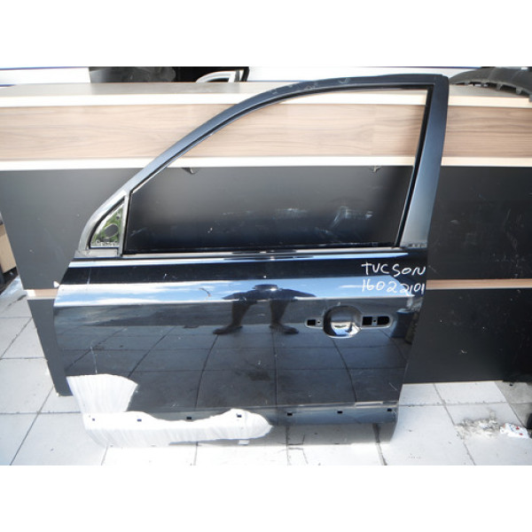 Porta Dianteira Esquerda Hyundai Tucson 16022101 - Dianteira - Esquerdo - Preto
