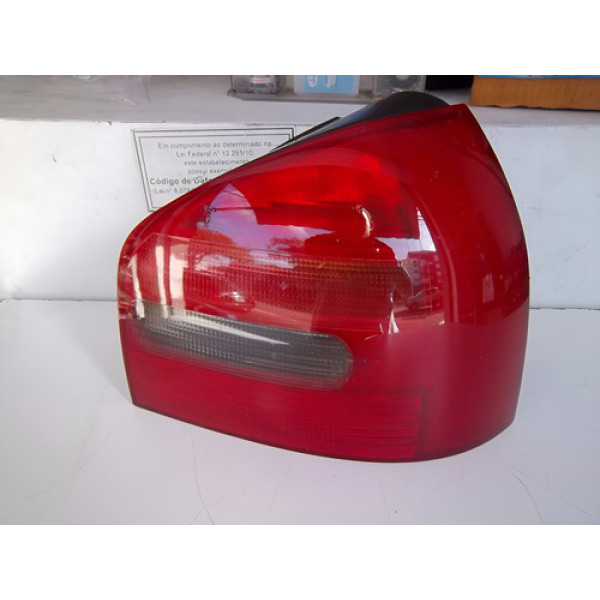 Lanterna Traseira Da Audi A3 Lado Direito Ano 2005 Esquerdo Verde-escuro