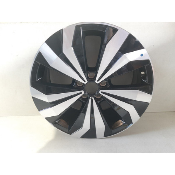 Roda Aro 17 T-cross Diamantada  6,5j X 17h2 05022401
