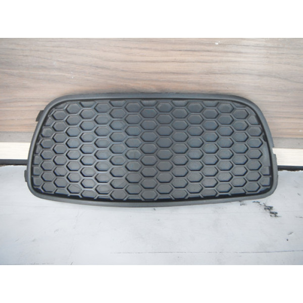 Moldura Milha Lado Direito Palio Siena Strada 04 À 08 032117 - Preto