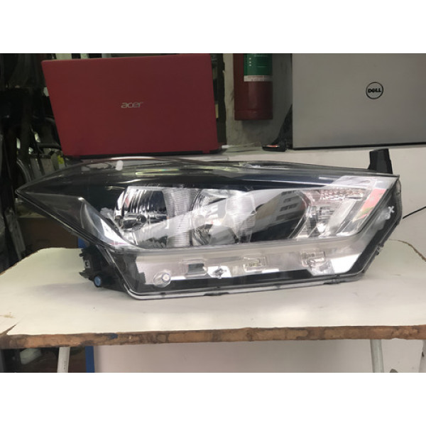 Farol Lado Direito Nissan Kicks 2016 À 2018 20082009 Direito