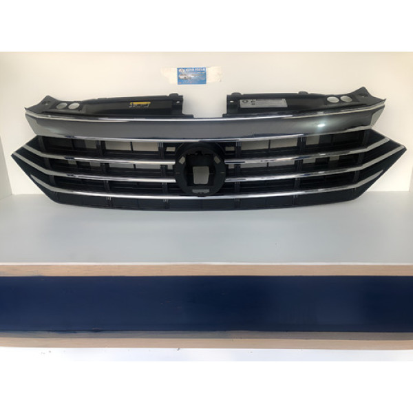 Grade Volkswagen Jetta 2020 2021 16072108 Preto