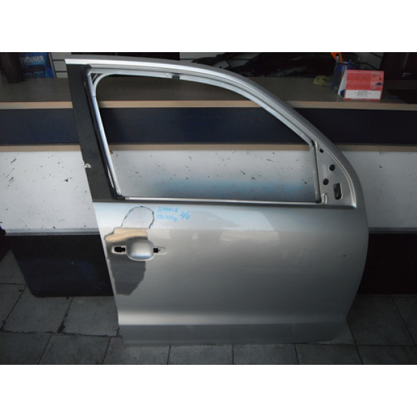 Porta Dianteira Direita Volkswagen Amarok 29072201 Prateado