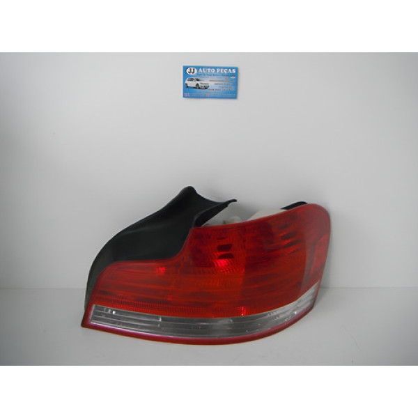 Lanterna Direito Bmw 135i 2009 2010 2011 2012 Sedan 28072104 Direito