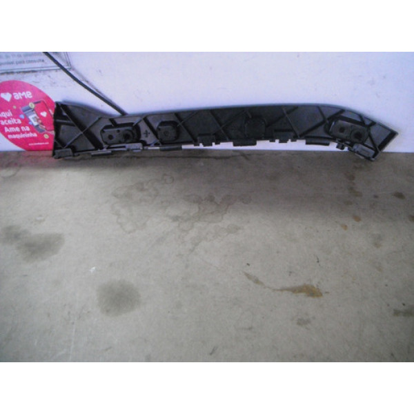 Guia Para-choque Traseiro Ka Sedan 2014 À 2018 11052101