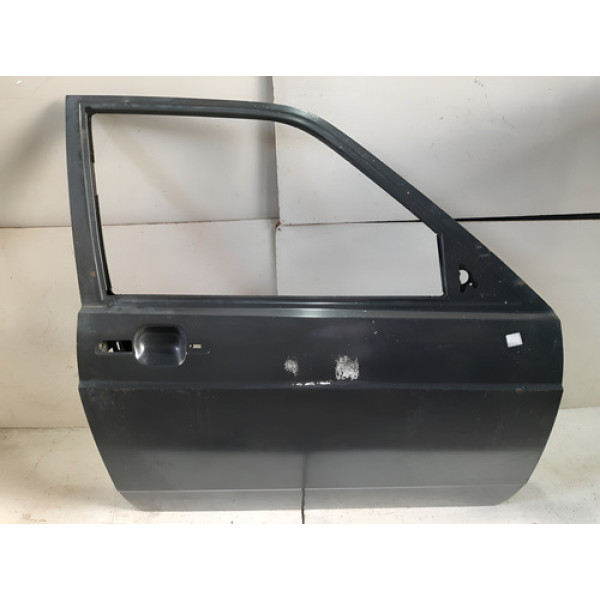 Porta Dianteira Direita Voyage 1987 1988 A 1994 23082322 Preta