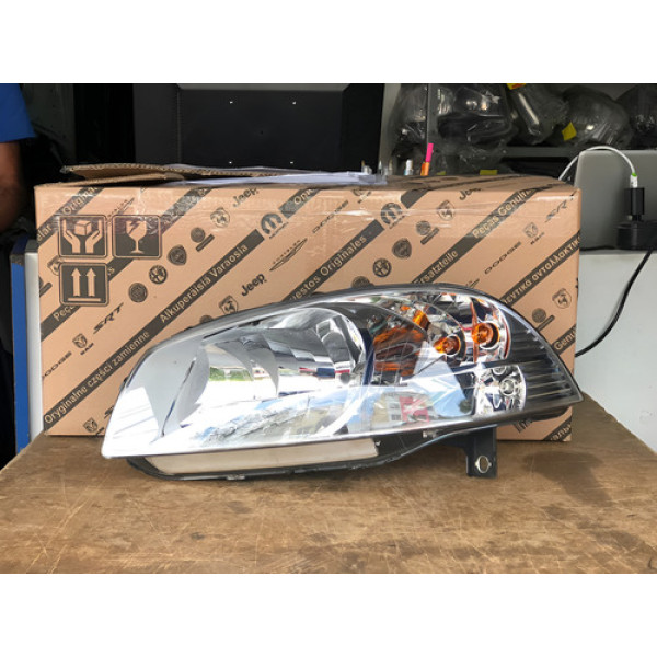 Farol Lado Esquerdo Palio Siena Strada 2008 À 2012 09022304 Esquerdo