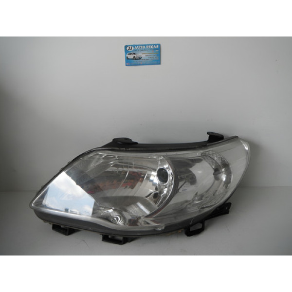 Farol Lado Esquerdo Gol Voyage Saveiro G5 2008 À 2013 012219 Esquerdo