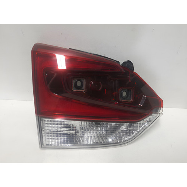 Lanterna Tampa Esquerdo Subaru Forester 2017 À 2019 31052304 Esquerdo