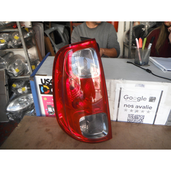 Lanterna Esquerdo Fiat Uno 2010 2011 2012 2013 2014 12072110 Esquerdo