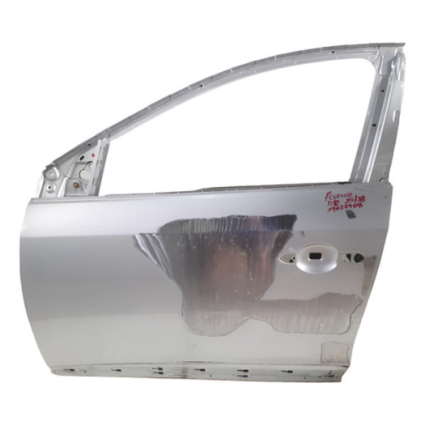 Porta Dianteira Esquerda Fluence  2015 2016 A 2018  19032408 - Prata