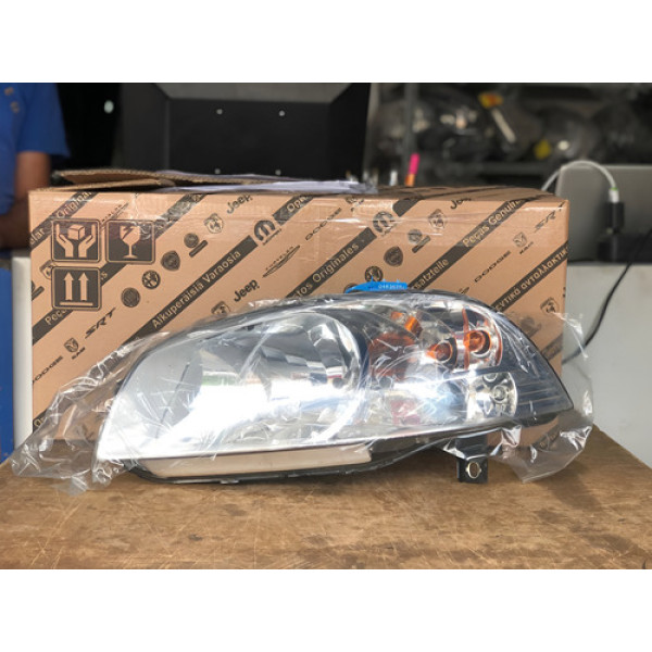 Farol Lado Esquerdo Palio Siena Strada 2008 À 2012 09022305 Esquerdo