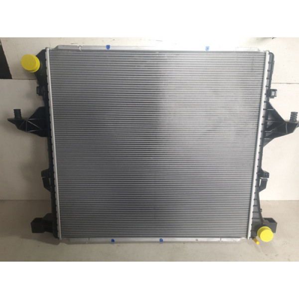 Radiador De Agua Amarok 3.0 V6 2017 2018 A 2024 20112409