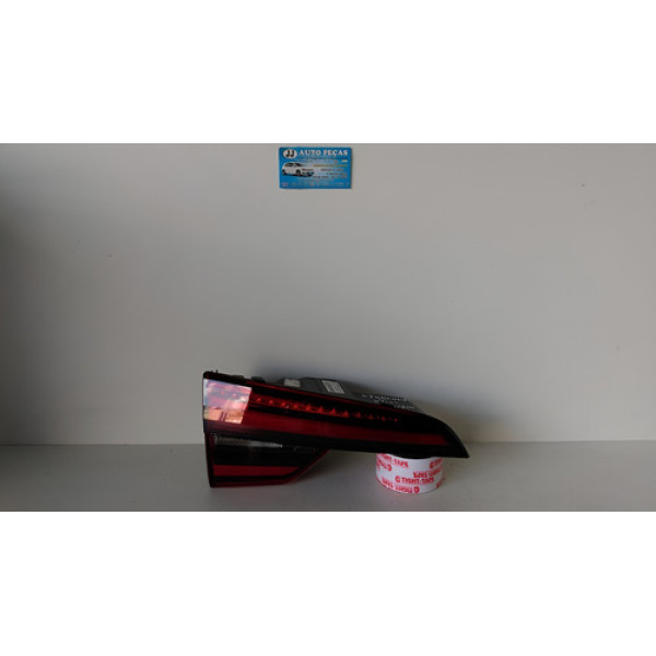Lanterna Tampa Lado Esquerdo Audi A4 Hatch 2018 19 04042214 Esquerdo