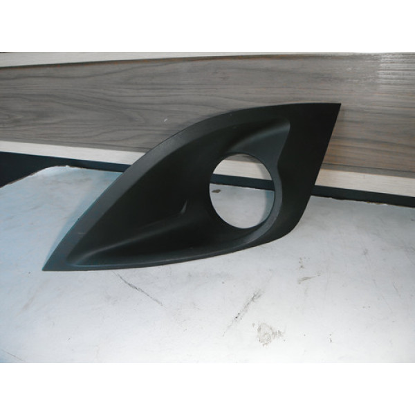 Moldura Milha Lado Esquerdo Fiesta 2010 2011 2012 20042111 Preto Esquerdo