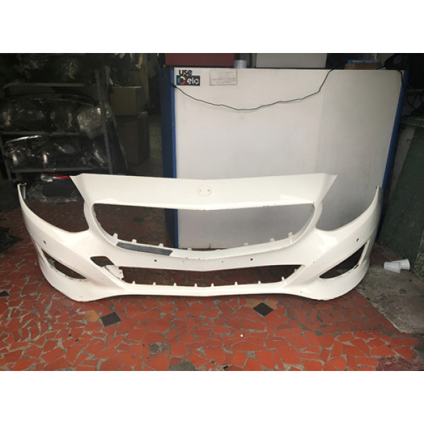 Para-choque Mercedes-benz B 200 2015 Ate 2018 20082001 Branco