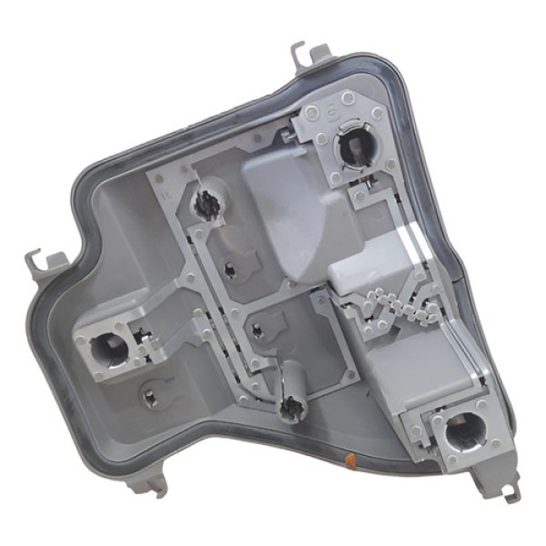 Circuito Lanterna Traseira Direita Voyage G5 2009 A 2013