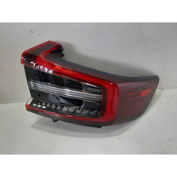 Lanterna Direita Volvo C40 2022 2023 2024 16052503 Direito