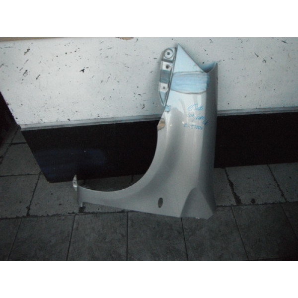 Para-lama Lado Esquerdo Toyota Etios Com Furo 23092201