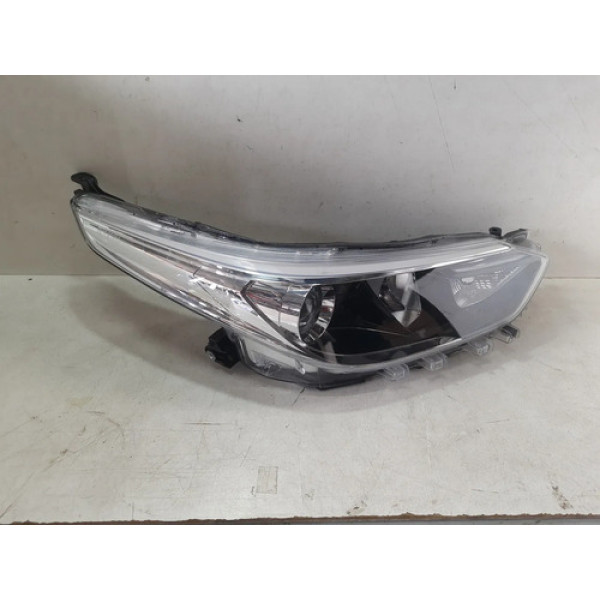 Farol Direito Toyota Yaris 2018 2019  23042610