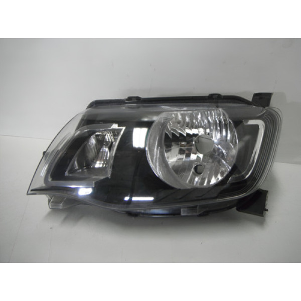Farol Lado Esquerdo Renault Kwid 03052315 Esquerdo