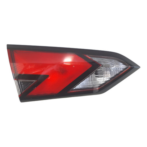 Lanterna Esquerda Tampa Traseira Versa 2021 A 2024 05032502 Esquerdo