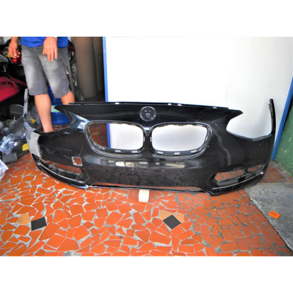 Para-choque Dianteiro Bmw Serie 1 11/13 24041906 Preto