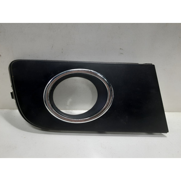 Moldura  Milha Direito Volkswagen Amarok 05102326 Preto Direito