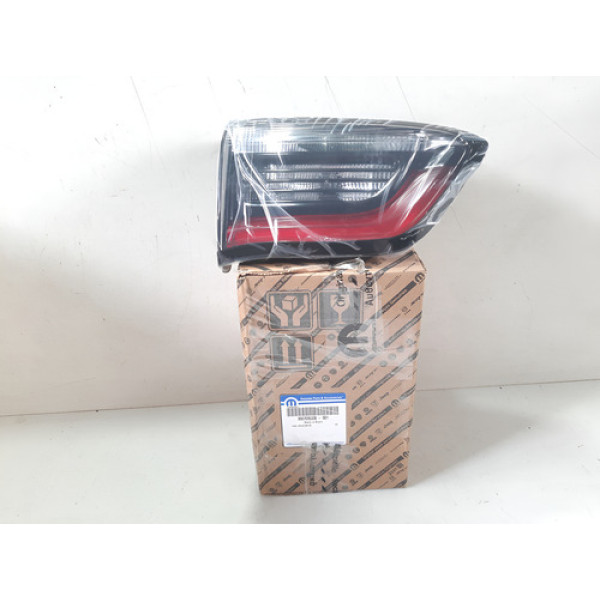 Lanterna Esquerda Da Tampa Compass 2017 2018 A 2021 11122303 Esquerdo