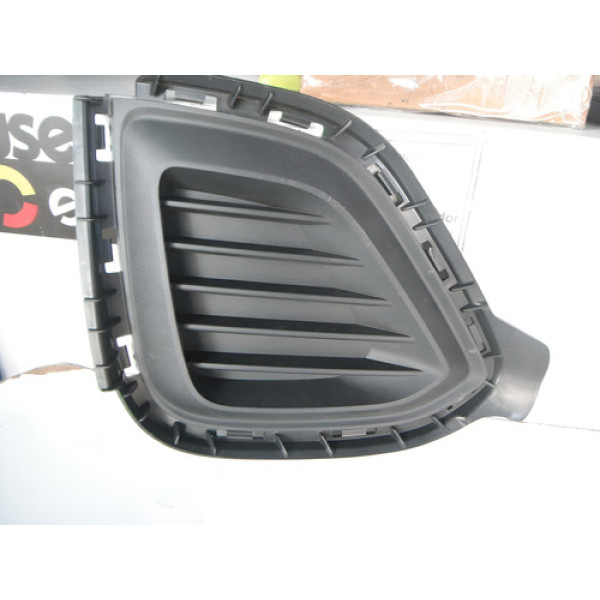 Moldura Milha Lado Direito Creta 30101902 - Preto - Direito