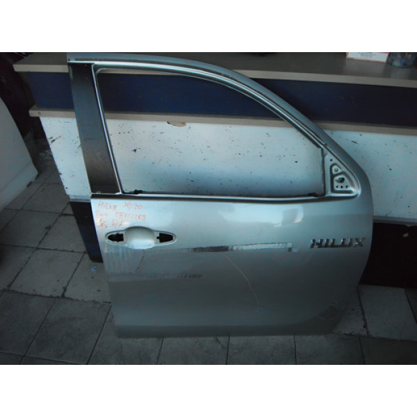 Porta Dianteira Dir. Hilux Sw4 Srv Srx 2016 A 2020 08122209 Prateado