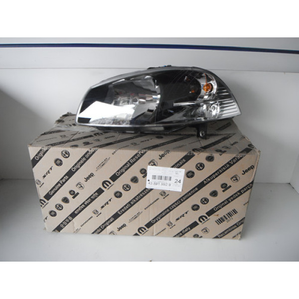 Farol Esquerdo Palio Siena Strada 2008 2009 À 2013 05122206 Esquerdo