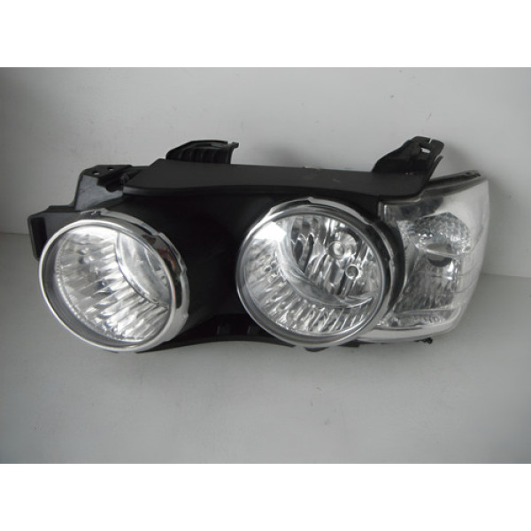 Farol Lado Esquerdo Chevrolet Sonic 13022305 Esquerdo