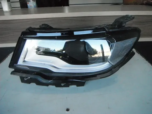 Farol Lado Esquerdo Jeep Compass Xenon 31032119 Esquerdo